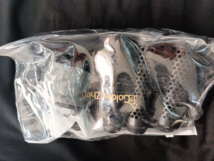 מגי'ק רול סט מברשות 3 גדלים קרמיות מקצועיות